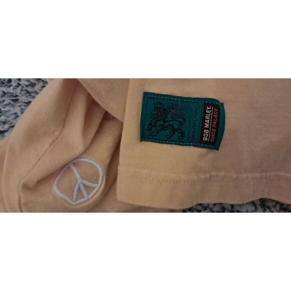 Bob Marley Shoe Palace raised Letters T-Shirt Size Large PreOwned - Picture 7 of 7